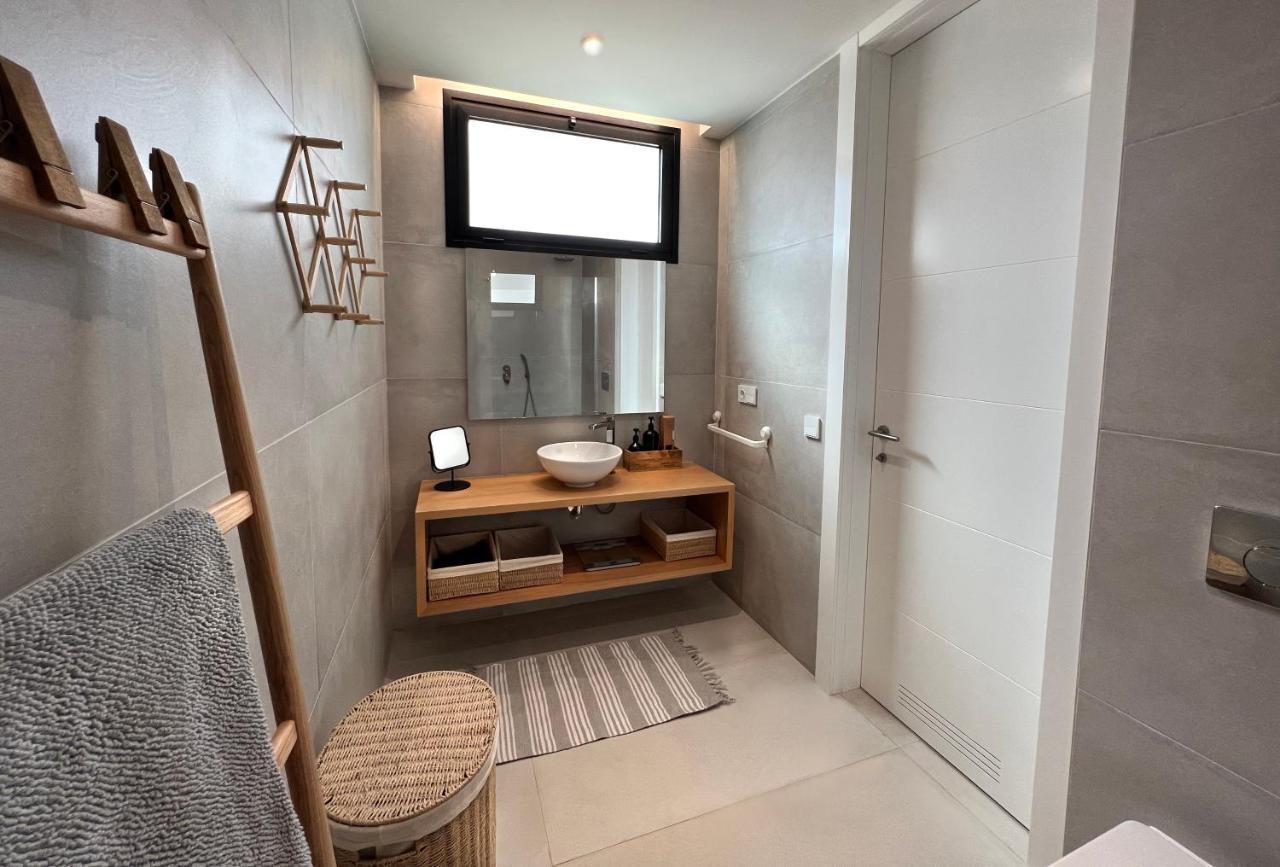 Medanojoy1- 3 Bedrooms, Spacious Apartment 60 M From The Beach 厄尔梅达诺 外观 照片